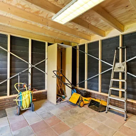 Quaint In With Garden * Putten