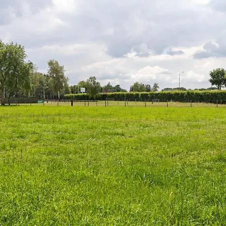 Holiday home Quaint In With Garden Putten