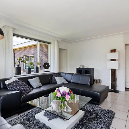 Holiday home Quaint In With Garden *